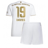 Billige Bayern Munich Alphonso Davies #19 Udebanetrøje Børn 2022-23 Kort ærmer (+ bukser)