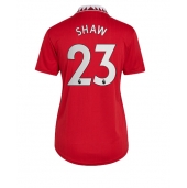 Billige Manchester United Luke Shaw #23 Hjemmebanetrøje Dame 2022-23 Kort ærmer