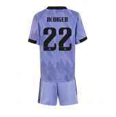 Billige Real Madrid Antonio Rudiger #22 Udebanetrøje Børn 2022-23 Kort ærmer (+ bukser)