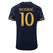 Billige Real Madrid Luka Modric #10 Udebanetrøje 2023-24 Kort ærmer