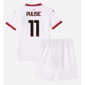 Billige AC Milan Christian Pulisic #11 Udebanetrøje Børn 2024-25 Kort ærmer (+ bukser)