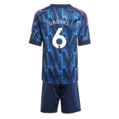 Billige Arsenal Gabriel Magalhaes #6 Udebanetrøje Børn 2025-26 Kort ærmer (+ bukser)