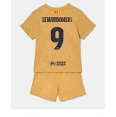 Billige Barcelona Robert Lewandowski #9 Udebanetrøje Børn 2022-23 Kort ærmer (+ bukser)