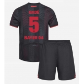 Billige Bayer Leverkusen Loic Bade #5 Hjemmebanetrøje Børn 2025-26 Kort ærmer (+ bukser)