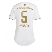 Billige Bayern Munich Benjamin Pavard #5 Udebanetrøje Dame 2022-23 Kort ærmer