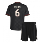 Billige Bayern Munich Joshua Kimmich #6 Tredje trøje Børn 2025-26 Kort ærmer (+ bukser)