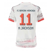 Billige Bayern Munich Nicolas Jackson #11 Udebanetrøje Dame 2025-26 Kort ærmer