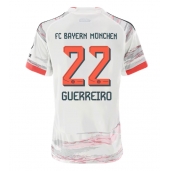 Billige Bayern Munich Raphael Guerreiro #22 Udebanetrøje Dame 2025-26 Kort ærmer