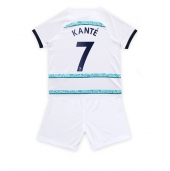 Billige Chelsea Kante #7 Udebanetrøje Børn 2022-23 Kort ærmer (+ bukser)