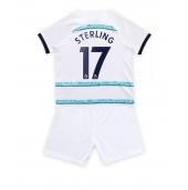 Billige Chelsea Raheem Sterling #17 Udebanetrøje Børn 2022-23 Kort ærmer (+ bukser)