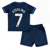 Billige Chelsea Raheem Sterling #7 Udebanetrøje Børn 2023-24 Kort ærmer (+ bukser)