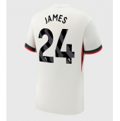 Billige Chelsea Reece James #24 Udebanetrøje 2025-26 Kort ærmer