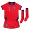 Billige England Kyle Walker #2 Udebanetrøje Børn VM 2022 Kort ærmer (+ bukser)