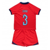 Billige England Luke Shaw #3 Udebanetrøje Børn VM 2022 Kort ærmer (+ bukser)