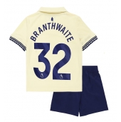 Billige Everton Jarrad Branthwaite #32 Udebanetrøje Børn 2025-26 Kort ærmer (+ bukser)