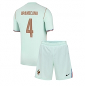 Billige Frankrig Dayot Upamecano #4 Udebanetrøje Børn VM 2026 Kort ærmer (+ bukser)