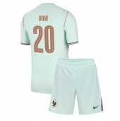 Billige Frankrig Desire Doue #20 Udebanetrøje Børn VM 2026 Kort ærmer (+ bukser)
