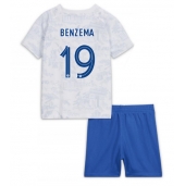Billige Frankrig Karim Benzema #19 Udebanetrøje Børn VM 2022 Kort ærmer (+ bukser)