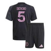 Billige Inter Miami Sergio Busquets #5 Udebanetrøje Børn 2025-26 Kort ærmer (+ bukser)