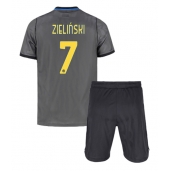 Billige Inter Milan Piotr Zielinski #7 Tredje trøje Børn 2026-27 Kort ærmer (+ bukser)