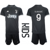 Billige Juventus Dusan Vlahovic #9 Tredje trøje Børn 2023-24 Kort ærmer (+ bukser)