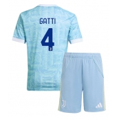 Billige Juventus Federico Gatti #4 Udebanetrøje Børn 2025-26 Kort ærmer (+ bukser)