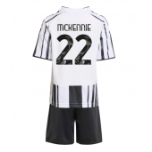 Billige Juventus Weston McKennie #22 Hjemmebanetrøje Børn 2025-26 Kort ærmer (+ bukser)