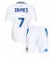 Billige Leeds United Daniel James #7 Hjemmebanetrøje Børn 2024-25 Kort ærmer (+ bukser)
