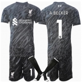 Billige Liverpool Alisson Becker #1 Målmand Hjemmebanetrøje Børn 2024-25 Kort ærmer (+ bukser)