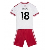 Billige Liverpool Cody Gakpo #18 Udebanetrøje Børn 2026-27 Kort ærmer (+ bukser)