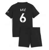 Billige Manchester City Nathan Ake #6 Udebanetrøje Børn 2025-26 Kort ærmer (+ bukser)