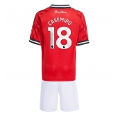 Billige Manchester United Casemiro #18 Hjemmebanetrøje Børn 2025-26 Kort ærmer (+ bukser)
