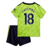 Billige Manchester United Casemiro #18 Tredje trøje Børn 2022-23 Kort ærmer (+ bukser)