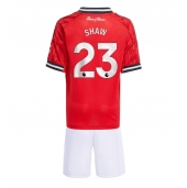 Billige Manchester United Luke Shaw #23 Hjemmebanetrøje Børn 2025-26 Kort ærmer (+ bukser)