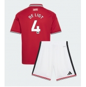 Billige Manchester United Matthijs de Ligt #4 Hjemmebanetrøje Børn 2026-27 Kort ærmer (+ bukser)