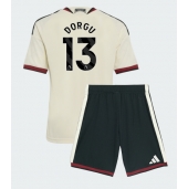 Billige Manchester United Patrick Dorgu #13 Tredje trøje Børn 2026-27 Kort ærmer (+ bukser)