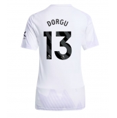 Billige Manchester United Patrick Dorgu #13 Udebanetrøje Dame 2025-26 Kort ærmer
