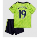 Billige Manchester United Raphael Varane #19 Tredje trøje Børn 2022-23 Kort ærmer (+ bukser)