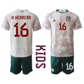 Billige Mexico Hector Herrera #16 Udebanetrøje Børn VM 2022 Kort ærmer (+ bukser)