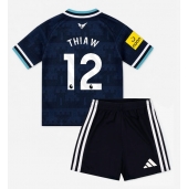 Billige Newcastle United Malick Thiaw #12 Udebanetrøje Børn 2026-27 Kort ærmer (+ bukser)