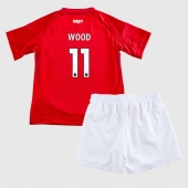 Billige Nottingham Forest Chris Wood #11 Hjemmebanetrøje Børn 2024-25 Kort ærmer (+ bukser)