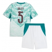 Billige Portugal Diogo Dalot #5 Udebanetrøje Børn VM 2026 Kort ærmer (+ bukser)