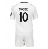 Billige Real Madrid Luka Modric #10 Hjemmebanetrøje Børn 2024-25 Kort ærmer (+ bukser)