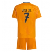 Billige Real Madrid Vinicius Junior #7 Udebanetrøje Børn 2024-25 Kort ærmer (+ bukser)
