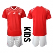 Billige Schweiz Hjemmebanetrøje Børn VM 2022 Kort ærmer (+ bukser)