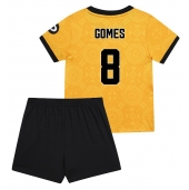 Billige Wolves Joao Gomes #8 Hjemmebanetrøje Børn 2025-26 Kort ærmer (+ bukser)